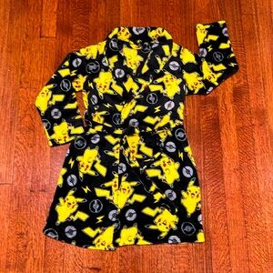 Pikachu robe